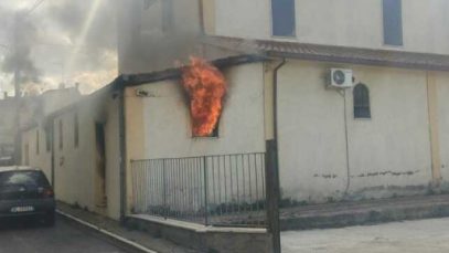 incendiu biserica pavona