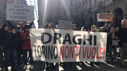 Draghi huiduit la Torino
