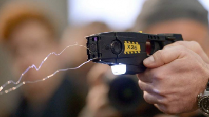 Arme cu șocuri electrice pentru forțele de ordine din Italia